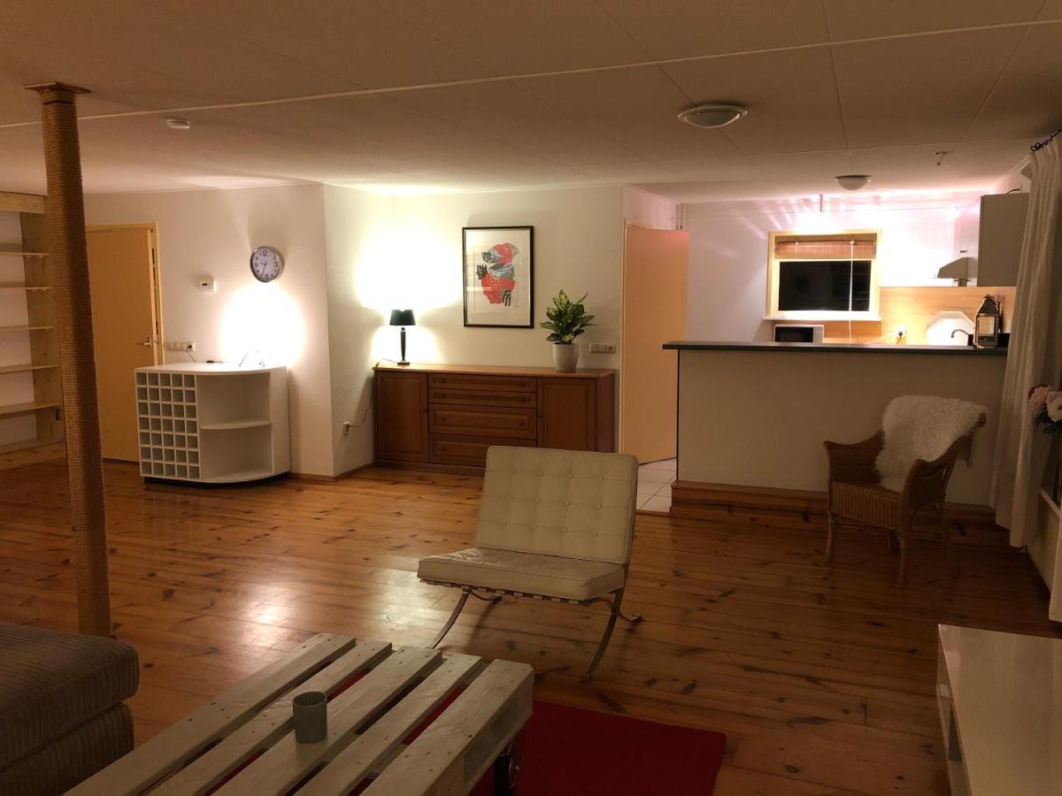 Familiehuis Achter De Duijnhoeve Zuidbakkum Esterno foto