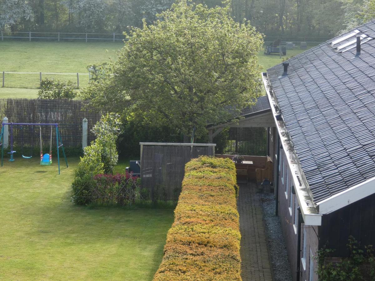 Familiehuis Achter De Duijnhoeve Zuidbakkum Esterno foto