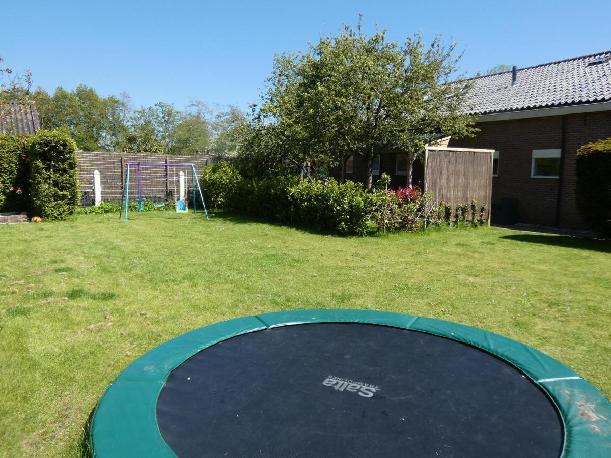Familiehuis Achter De Duijnhoeve Zuidbakkum Esterno foto