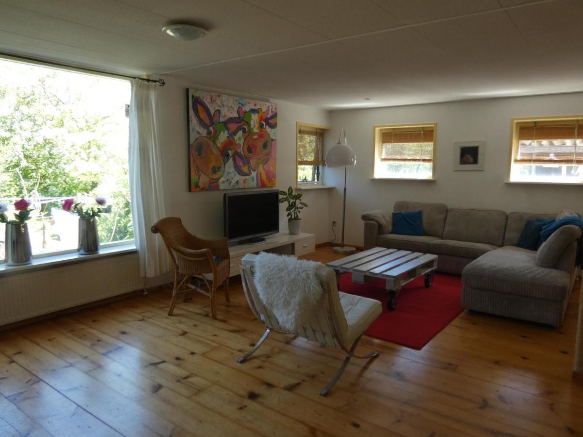 Familiehuis Achter De Duijnhoeve Zuidbakkum Esterno foto