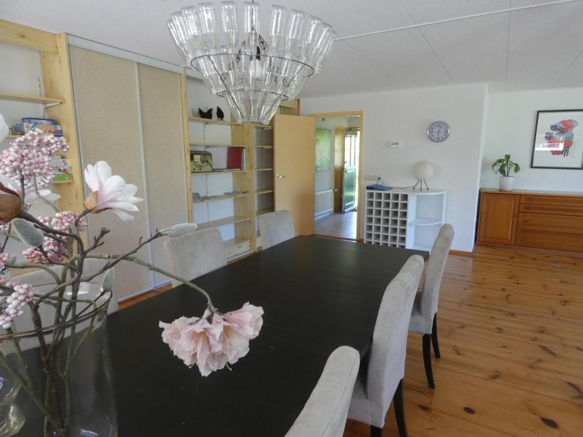 Familiehuis Achter De Duijnhoeve Zuidbakkum Esterno foto