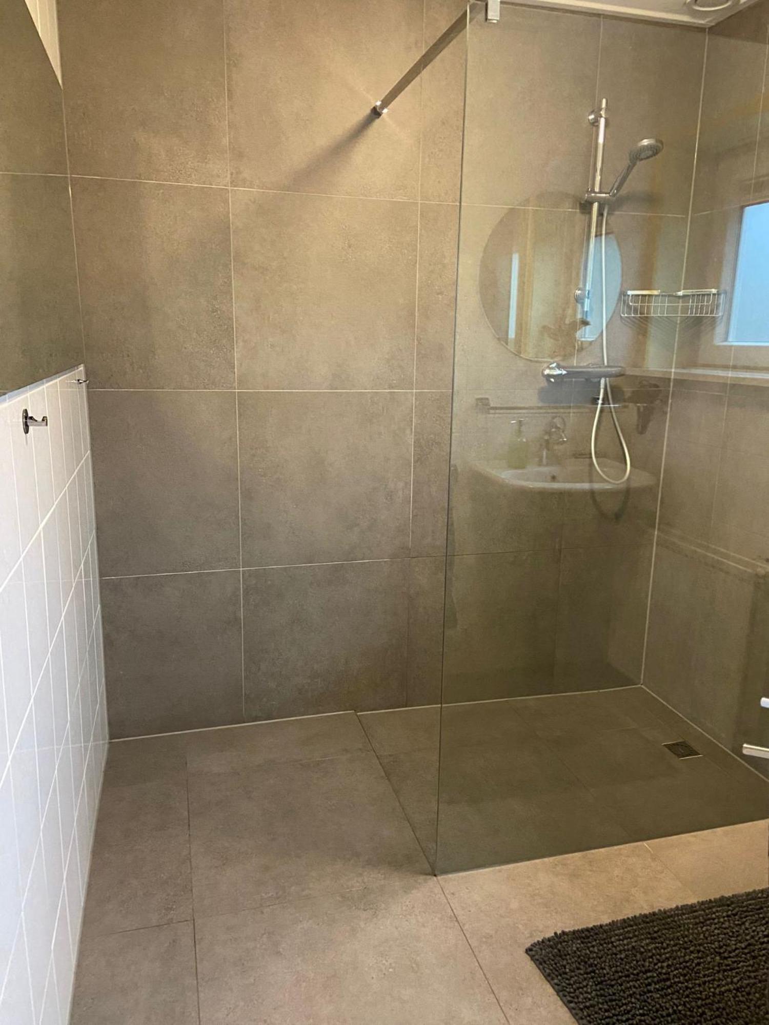 Familiehuis Achter De Duijnhoeve Zuidbakkum Esterno foto